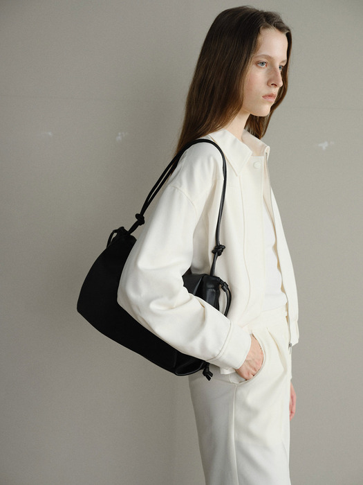 Medium Knot shoulder bag Black