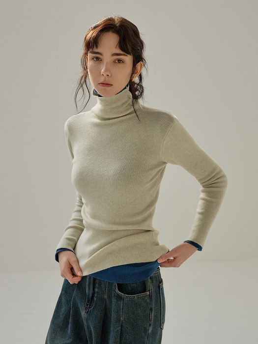 HIGH TURTLENECK KNIT (SNOW WHITE)