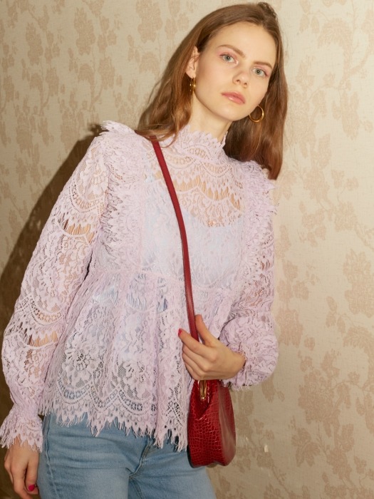 Frill Lace Shirt in White_VW9SB0050