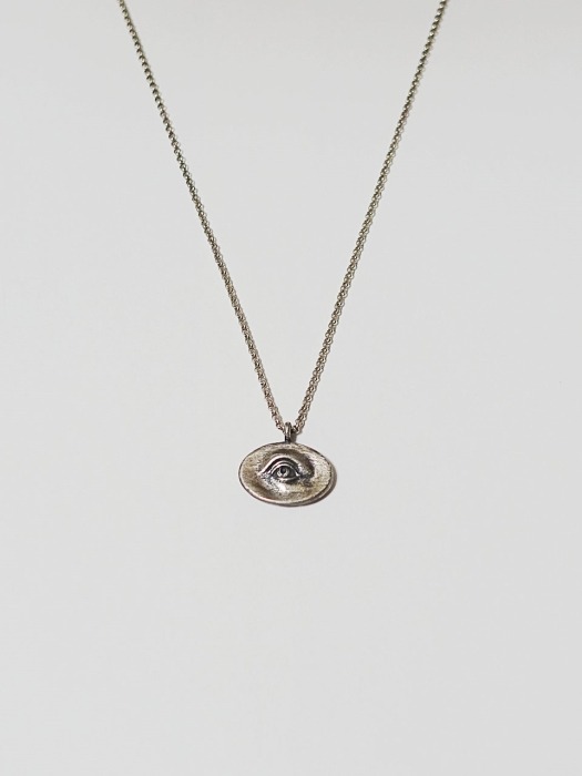 POINT Eye Necklace