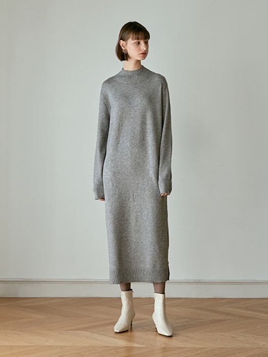 LONG TURTLE NECK KNIT ONE-PIECE GREY