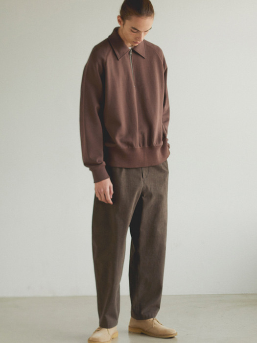 One Tuck Curve Pants_ Brown