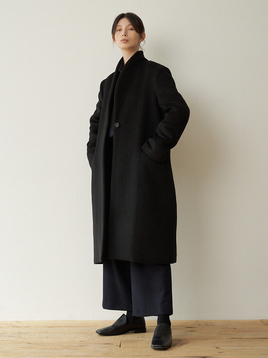 formal quilting coat (black)