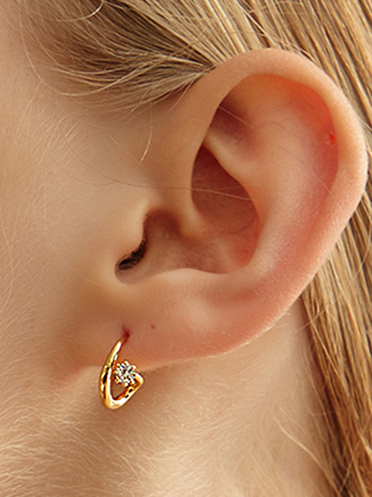 lucy cubic earring