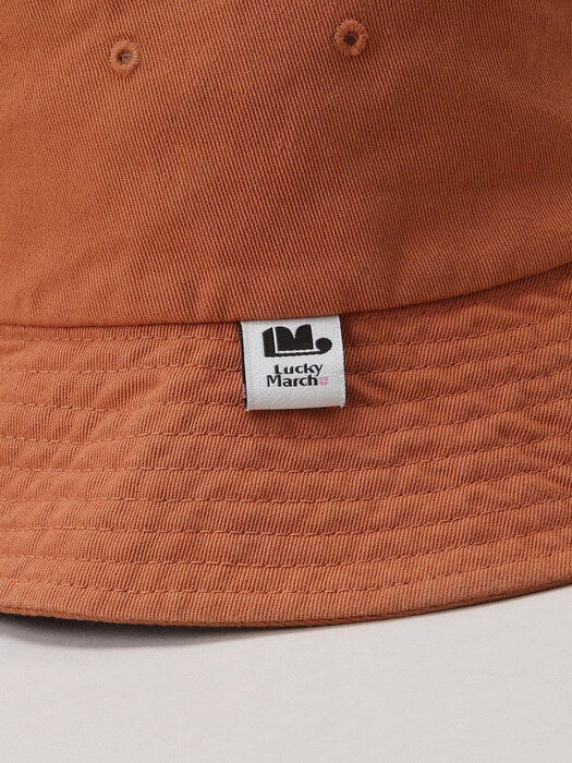 Big LM logo-printed bucket hat_L7RAW20130CMX