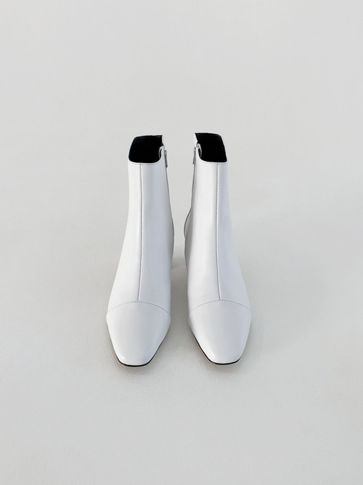 Courbet 5cm Ankle Boots_Ivory