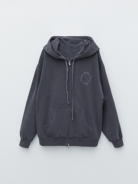 PIGMENT LOGO HOODY IN CHARCOAL