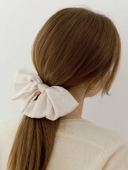Romantic Ribbon Hairpin, Jeanne (Ecru)