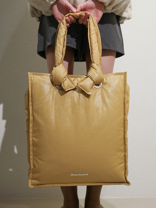 BELLY PUFFER TOTE BAG-BUTTER BEIGE