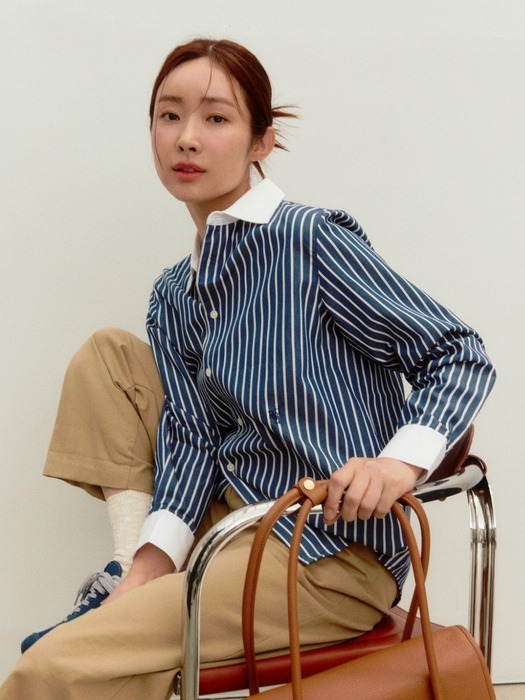 [리퍼브]collar point standard shirt (navy stripe)