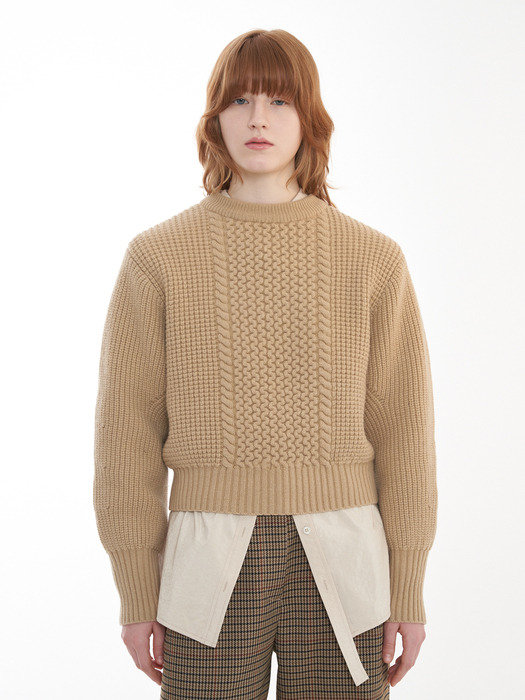 Crewneck Cable Volume Sleeve Knit Pullover_Beige