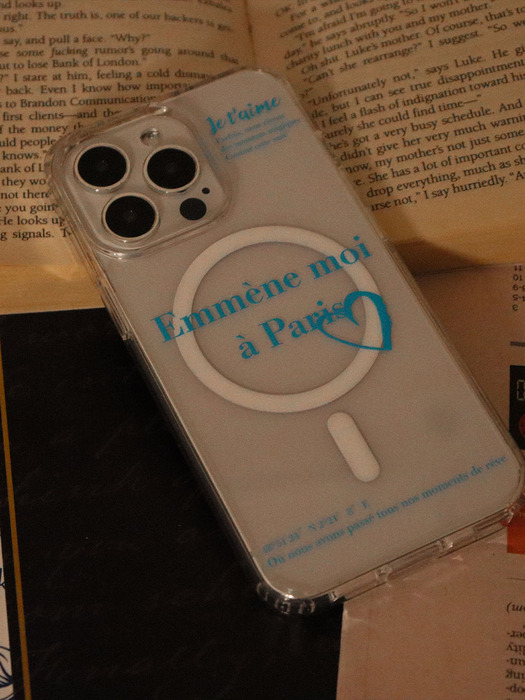 A Paris SKY Magsafe phone case