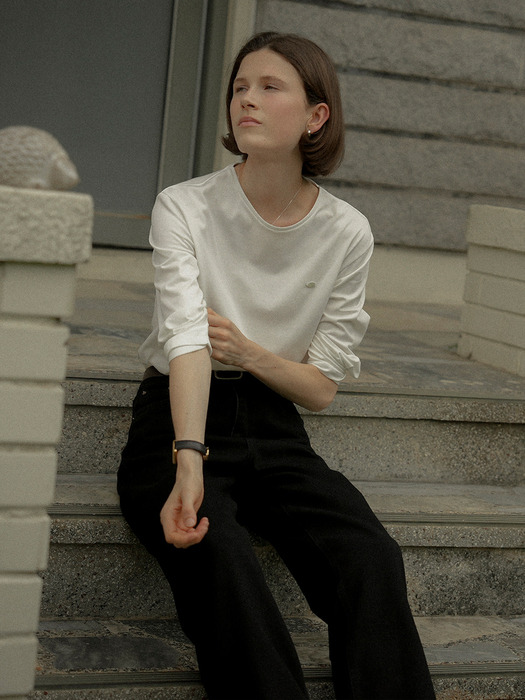 Soft basic logo long sleeved T-shirt_Ivory