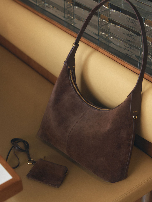 Veneta Hobo Bag Medium Chestnut