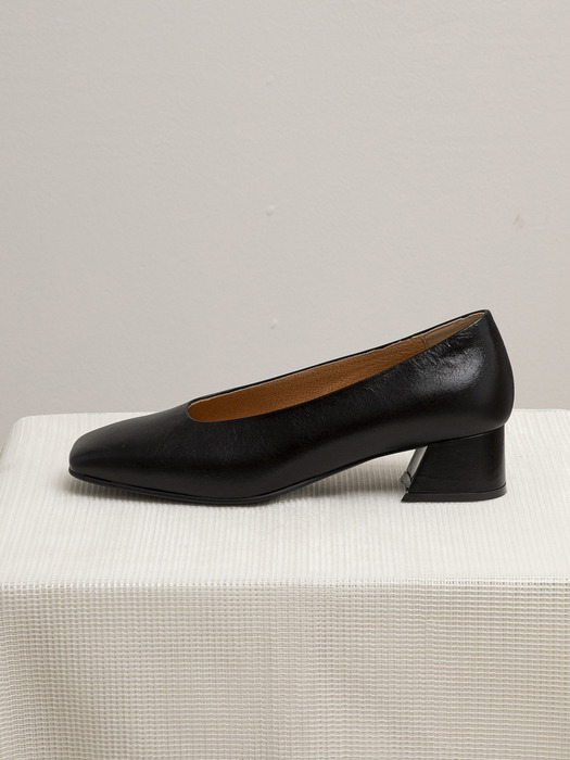 BKP20202 RUMI PUMPS BLACK