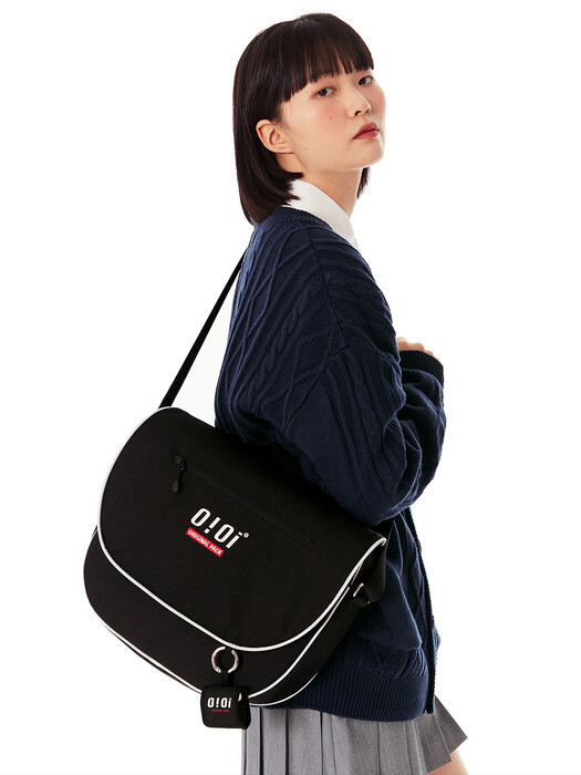 [ORIGINAL PACK] PIPING MESSENGER BAG [BLACK]