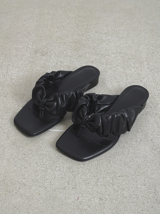 Scrunchie Slipper_BLACK