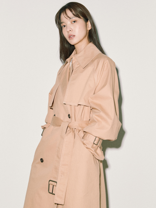 Rote Trench Coat