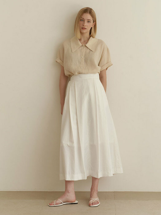 Volume tuck skirt - White