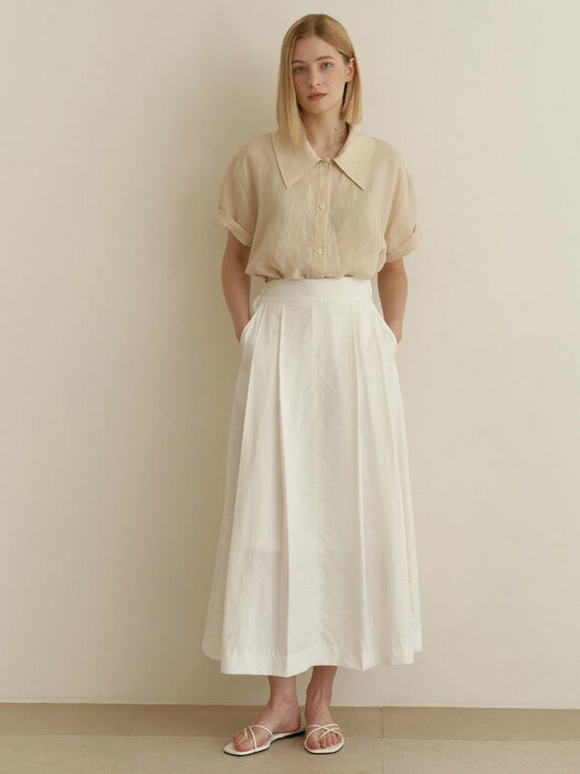 Volume tuck skirt - White