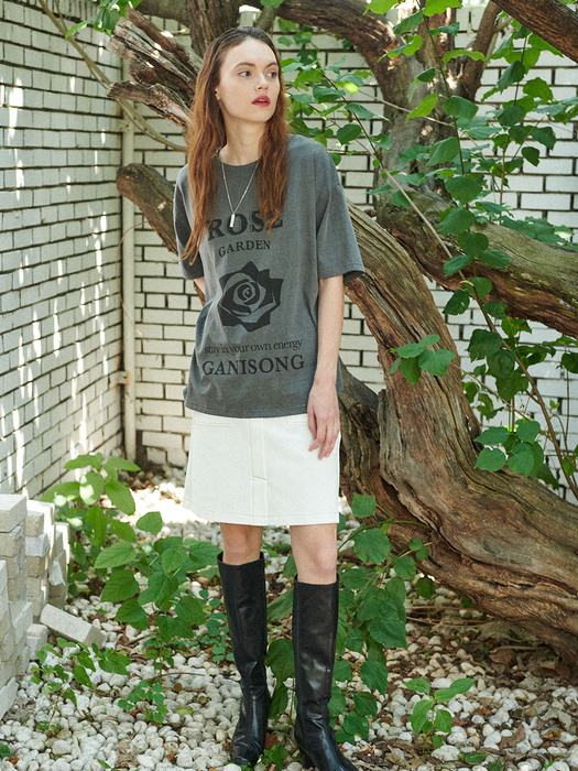 Rose Garden T-shirt_charcoal