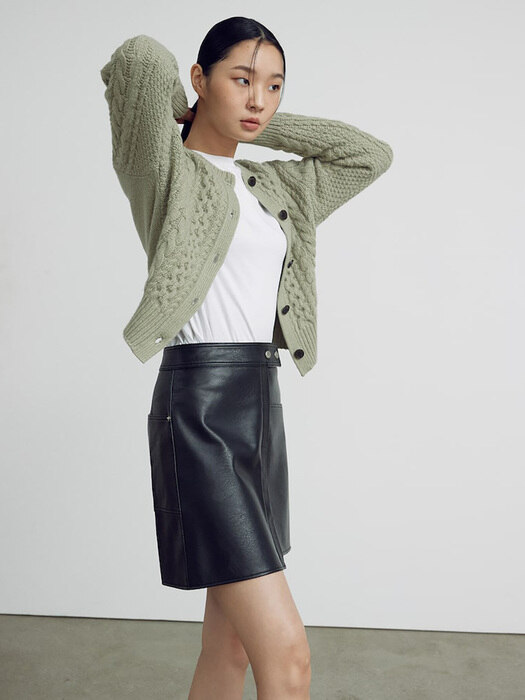Faux Leather Mini Skirt  Black (KE1X27M015)