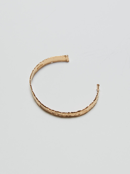 capsule bracelet 01