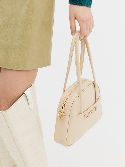 Classic Buckle Tote-Bag_Light Yellow