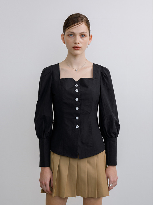Puff sleeve slim blouse (black)