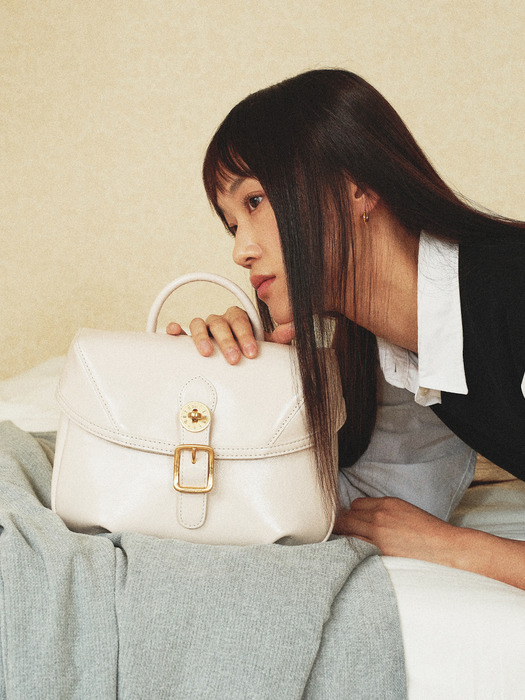 [단독]monde marron cross bag_ivory