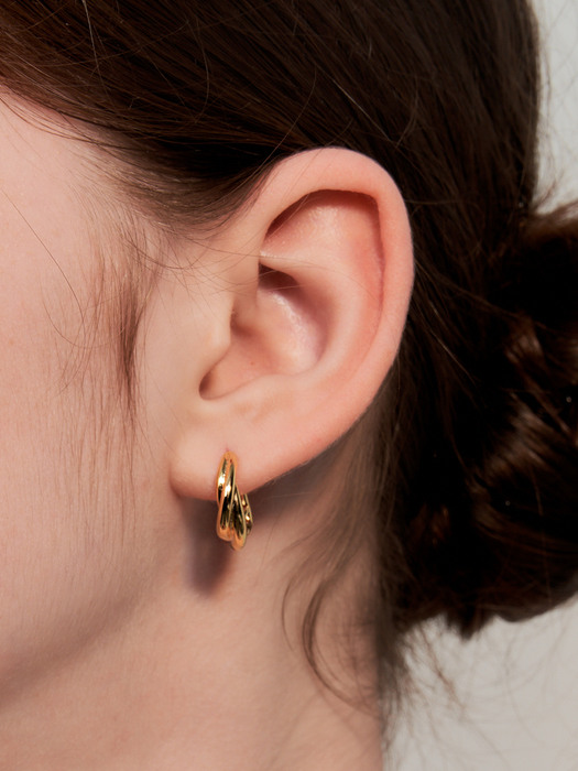 SYSTEM EARRING