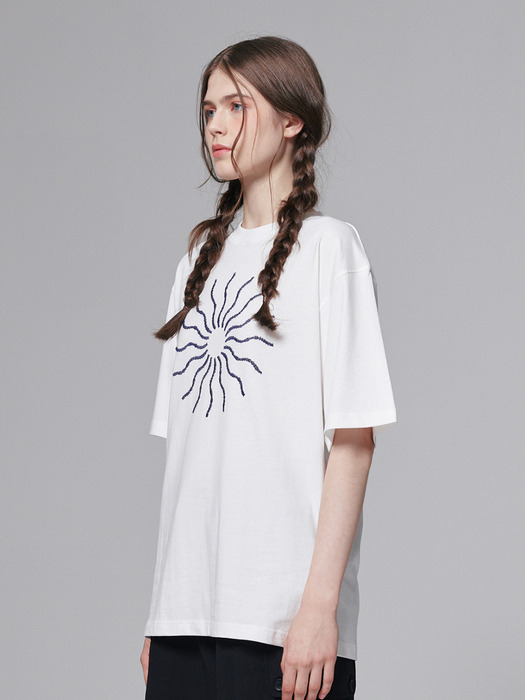 The sun volume embroidered T shirt - White