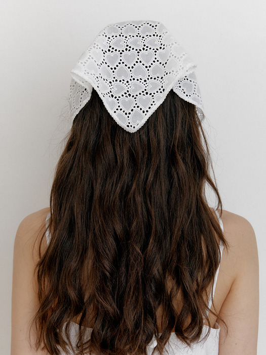 (10th restock) Heart lace bandana. White