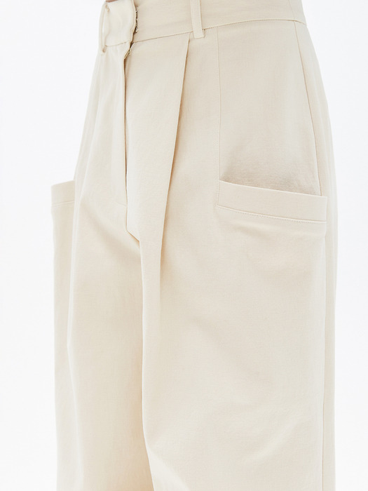 COTTON POCKET PINTUCK WIDE PANTS_IVORY