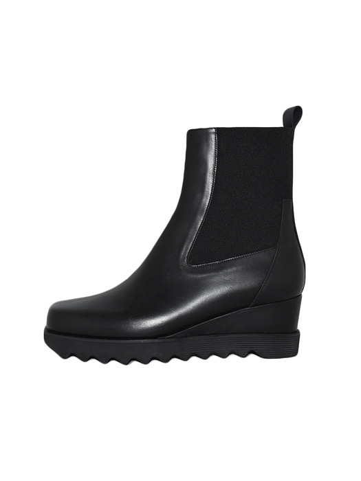 Basic  Platform Chelsea Boots - Black