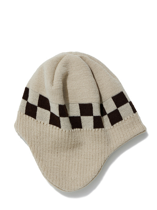 CHECKER BOARD EARFLAP BEANIE, BEIGE