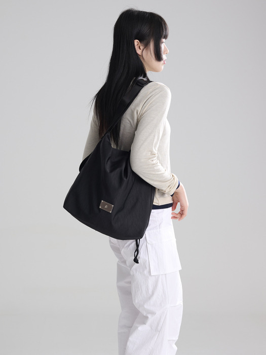 SHELL CITY CROSS BAG [BLACK]