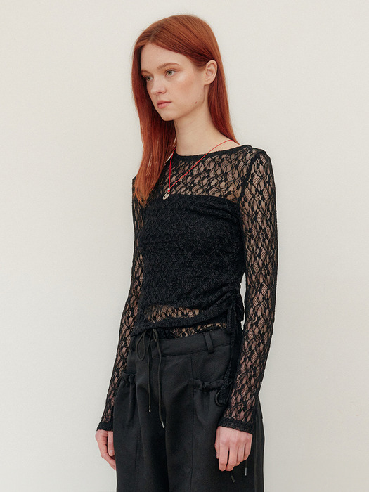 CUT OUT LACE SHIRRING TOP - BLACK
