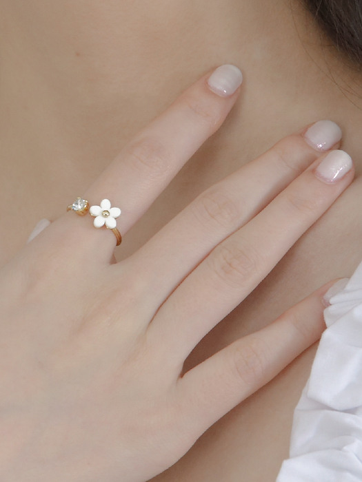White Blossom Seed Ring