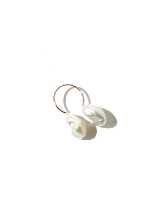 Pearl cuff earrings