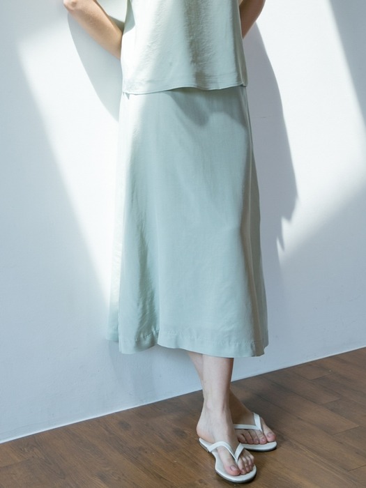 Light Skirts - Mint