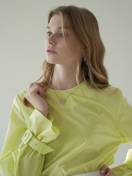 Sleeve buckle blouse_Yellow