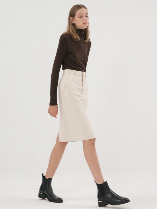 Long Sleeve Turtleneck - Brown