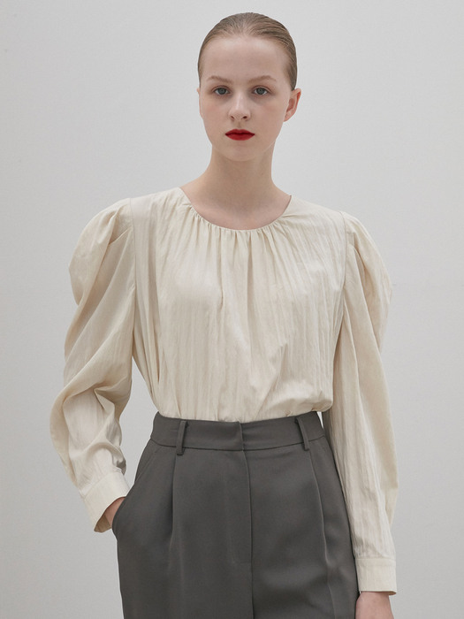 vintage shirring blouse (light beige)