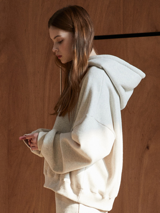 iuw855 napping box hoody (ivory)