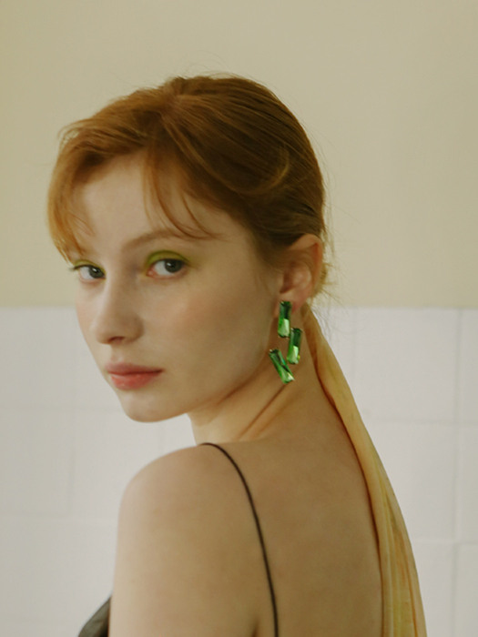 Bling Green Cue Bold Earring
