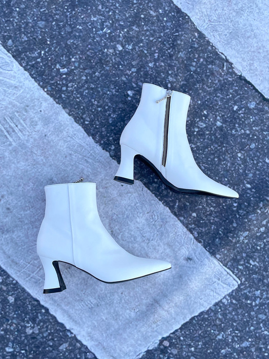 Ansley Ankle Boots / Y.08-B21 / WHITE