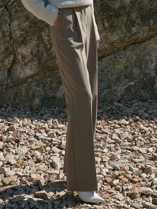 OU755 maxi wide slacks (deep beige)