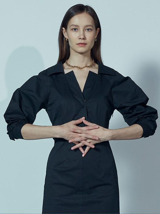 Batwing sleeves slim dress [ khaki, black ]