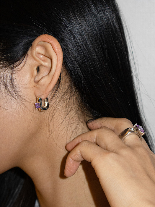 MOMO Earrings (Rora) 모모 스퀘어 귀걸이 (실버 925)